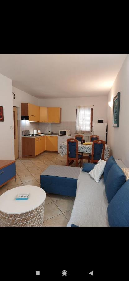 Apartments Graciela Pula Extérieur photo