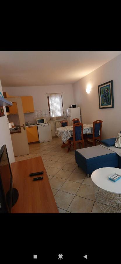Apartments Graciela Pula Extérieur photo